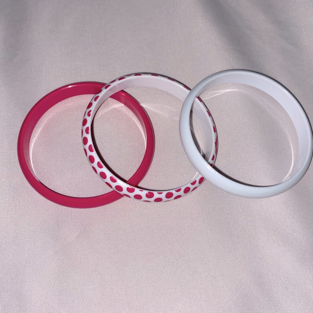 Barbie Theme Medium Pink Bangles w/ Large Beaded Necklace Set